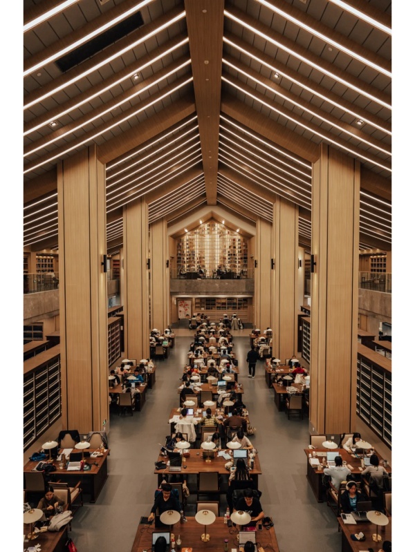 大學圖書館設(shè)計